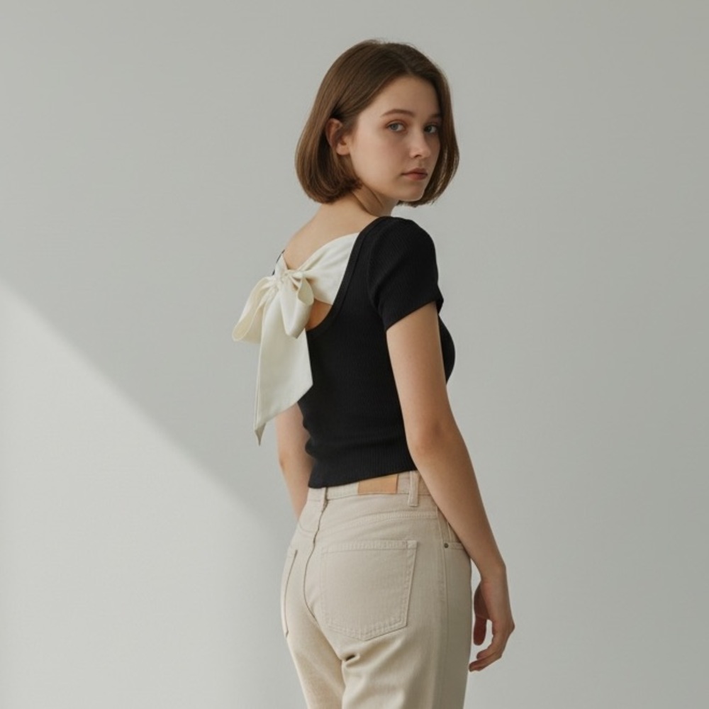 Scoop Neck Bowknot Crop Tee